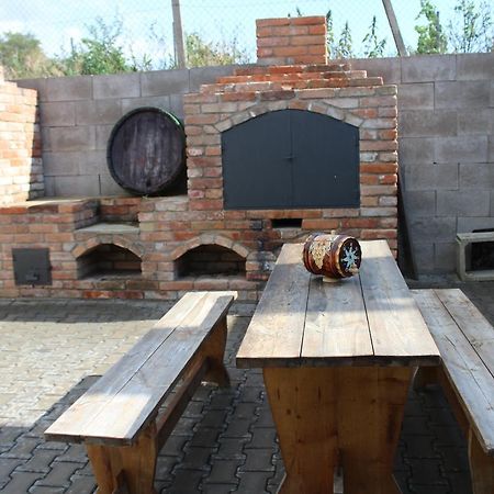 Apartament Vinarstvi Bician Vrbovec Zewnętrze zdjęcie